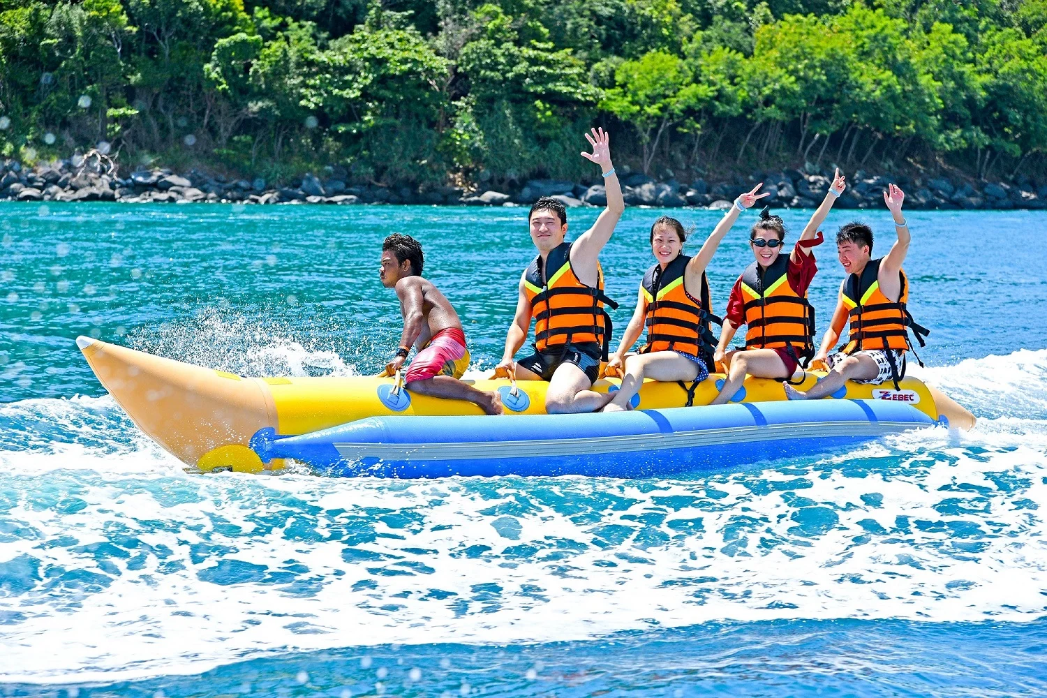 Kahung Beach Day tour