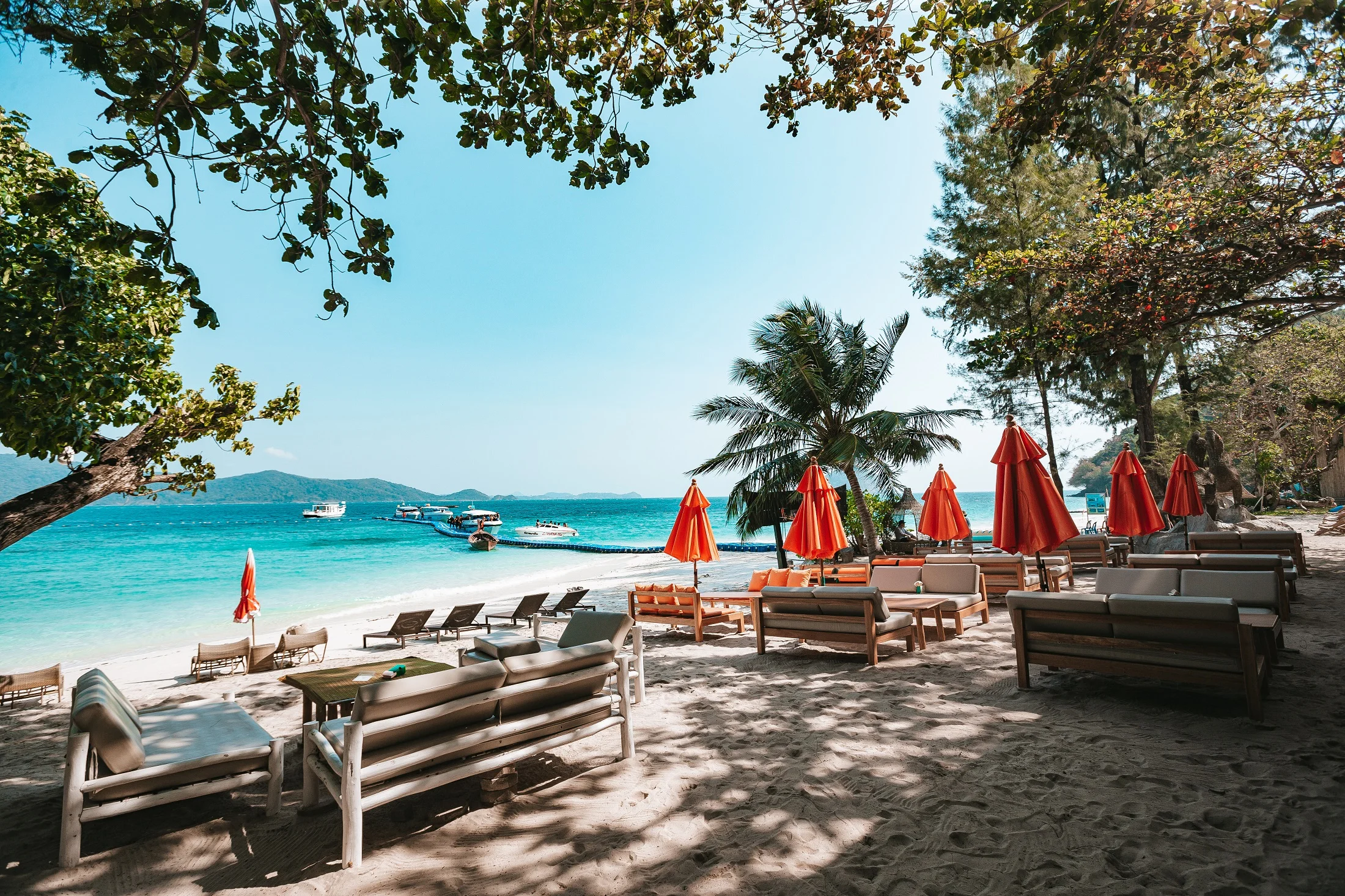 Coral Island Kahung Beach tour