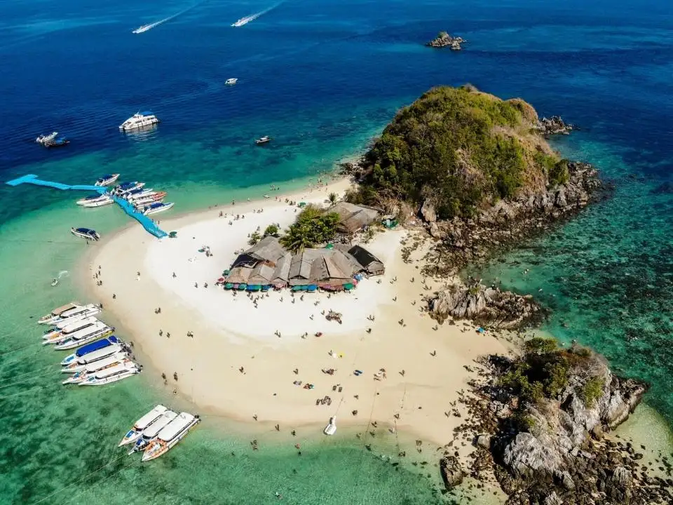 Khai Island – A Tropical Retreat